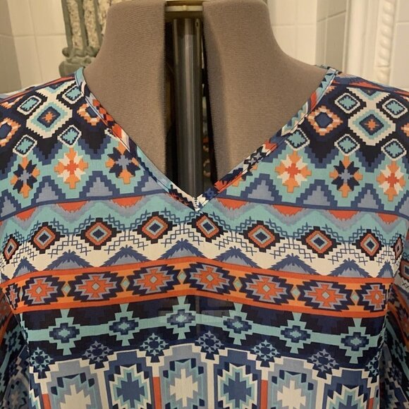 Glance. Size XL. Pullover, Tie front. Kaftan Style Sleeves. Semi Sheer. B85. - Picture 2 of 6